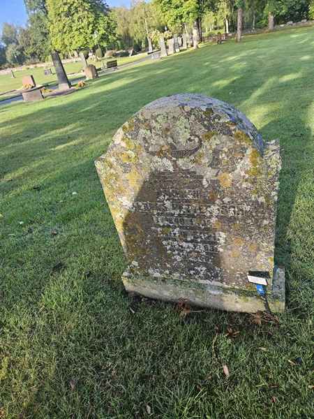 Grave number: Fr 4   608-609