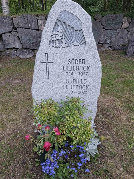 Grave number: 001 2   962