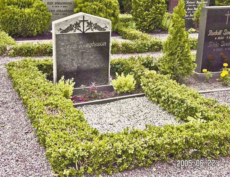 Grave number: 2 Södr D    41