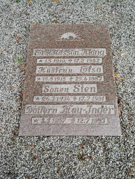 Grave number: NÅ 05    34, 35