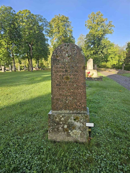 Grave number: Fr 4   439-440
