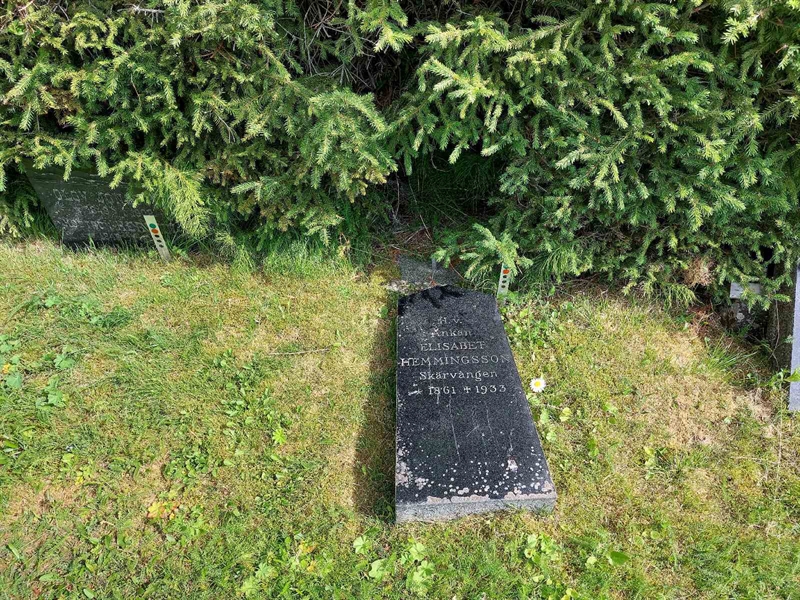 Grave number: SK 5    27