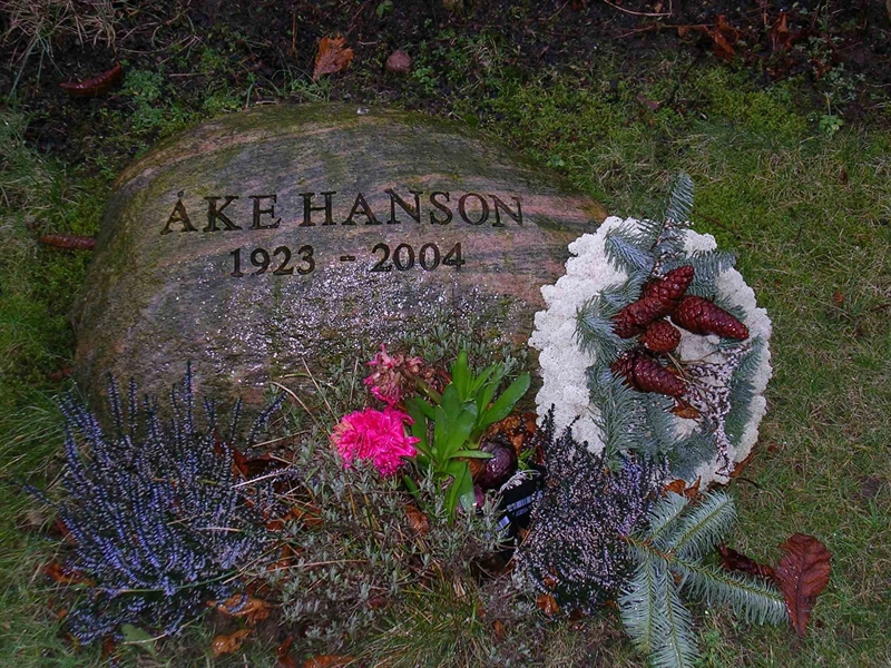 Grave number: ÖKK UF    63