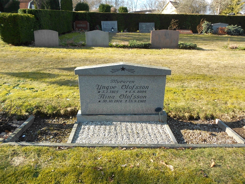 Grave number: NÅ N6     3, 4