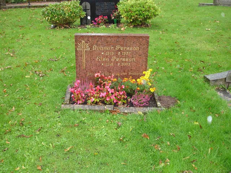 Grave number: HK H     1A, 2B