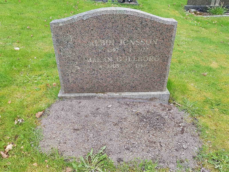 Grave number: 01  3358