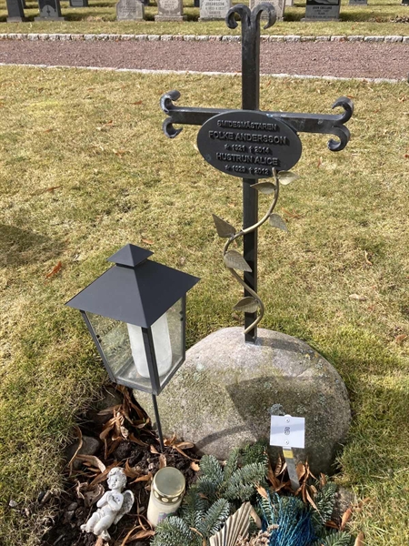 Grave number: Ö GK Ö     5