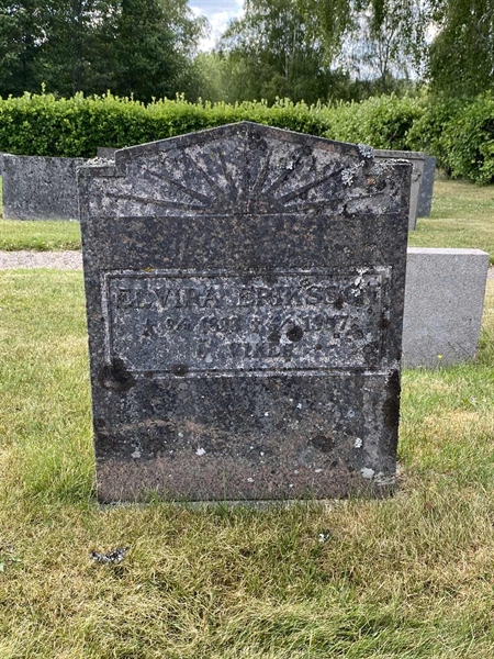 Grave number: 8 1 03    90