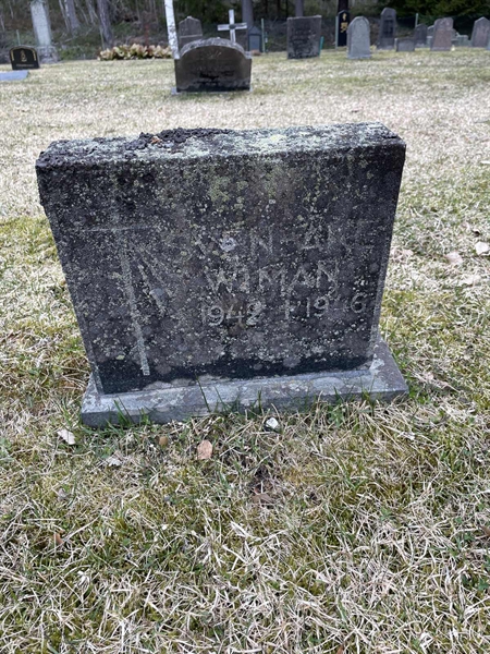Grave number: R 2   119-E