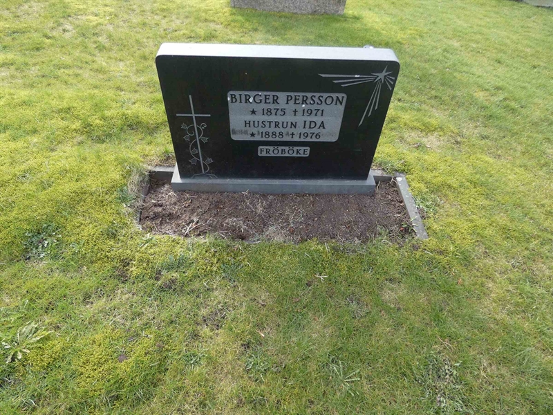 Grave number: BR G    30