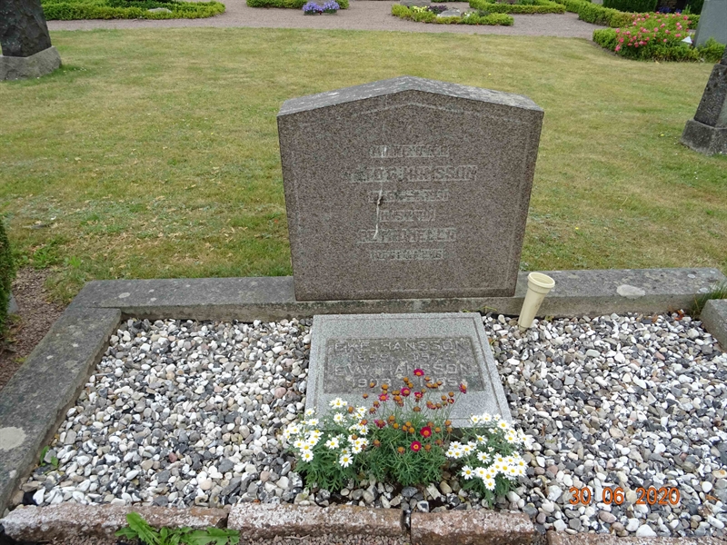 Grave number: NK 2 AD     6, 7