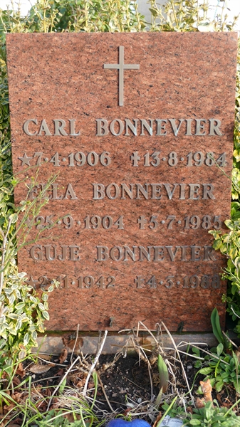 Grave number: GK SD UL    75