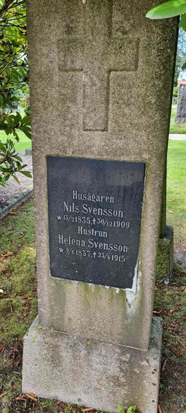 Grave number: LM 1 06  027