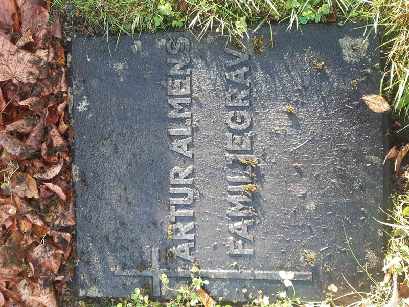 Grave number: 1 U   247