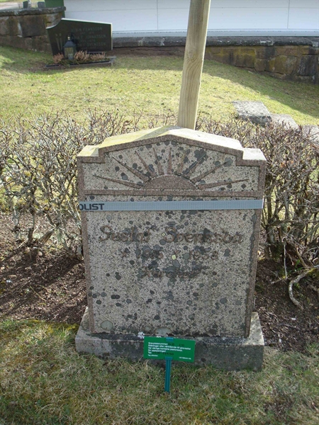 Grave number: KU 08   241