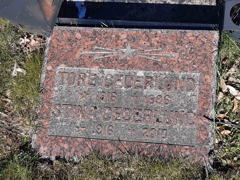 Grave number: NO 07   184