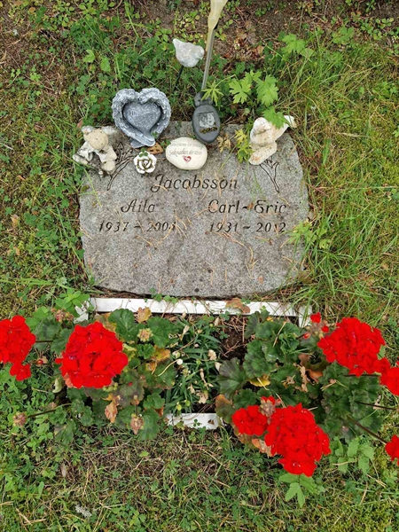 Grave number: 1 KV.8    60