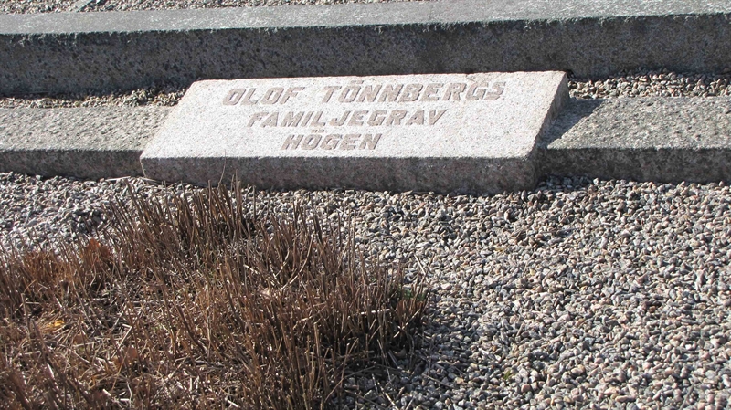 Grave number: HJ  1114, 1115
