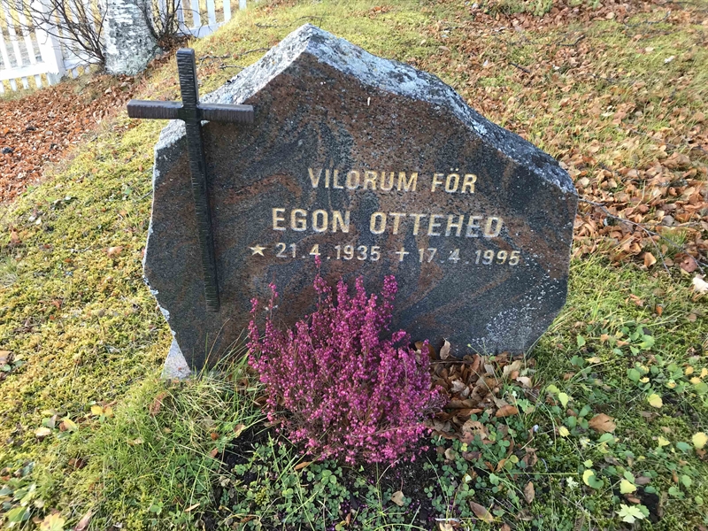 Grave number: VA A    17B