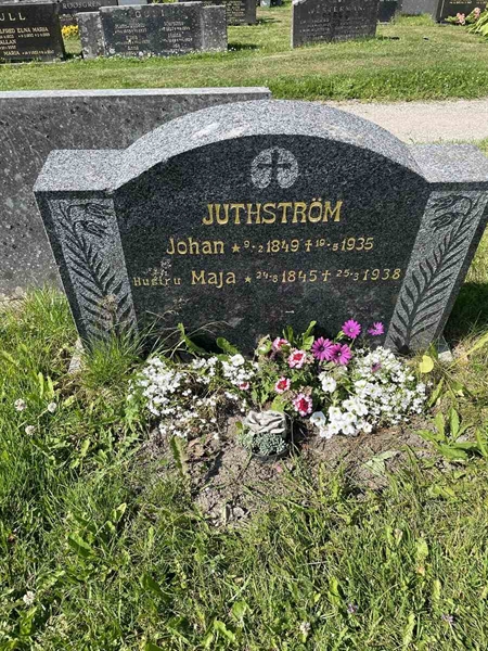 Gravnummer: N 5 1   134