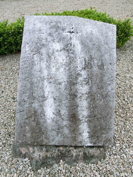 Grave number: KÄ D 062-066