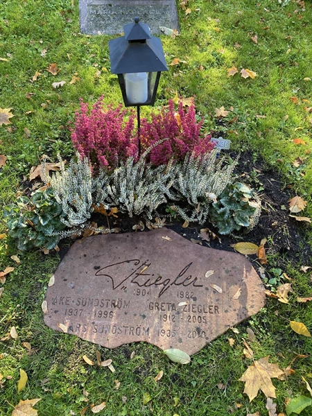 Grave number: 1 H   336