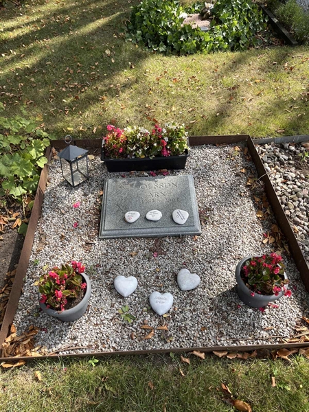 Grave number: NK Urn XVIII    47