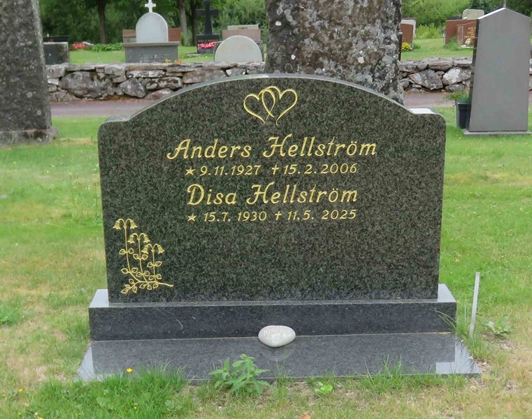 Grave number: 01 H    89, 90