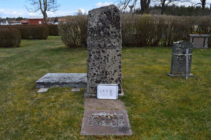 Grave number: LG G    36, 37, 38