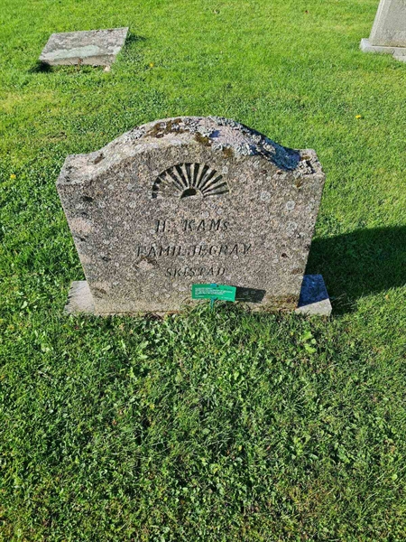 Grave number: KG 09   573, 574