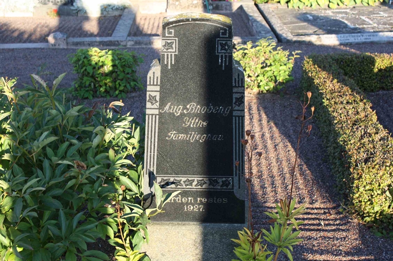 Grave number: 1 K A   32