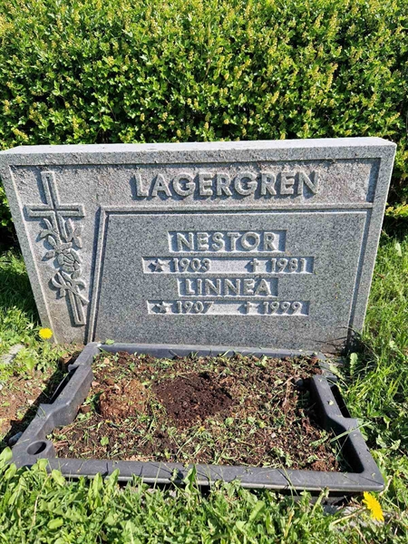 Grave number: 501 24 4923-4924
