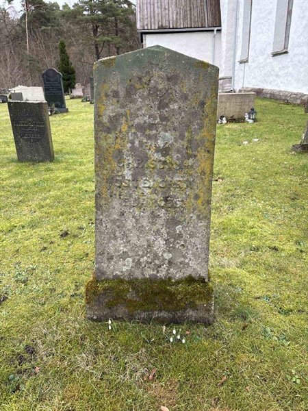 Grave number: L B 2