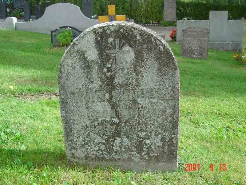 Grave number: D G 2   596