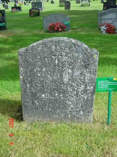 Grave number: D G 3   297a