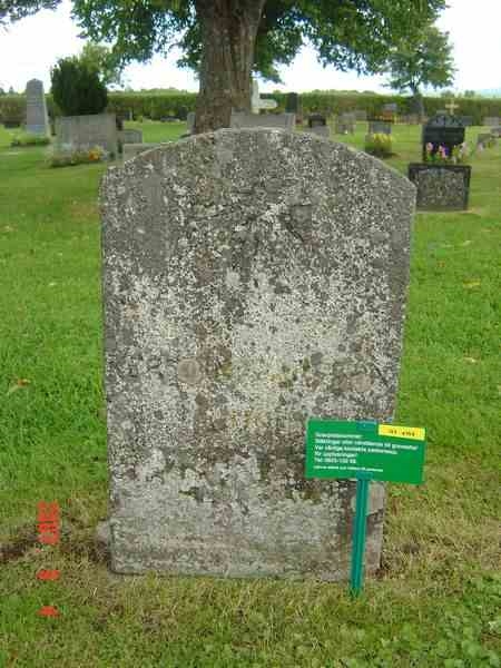 Grave number: D G 3   154a