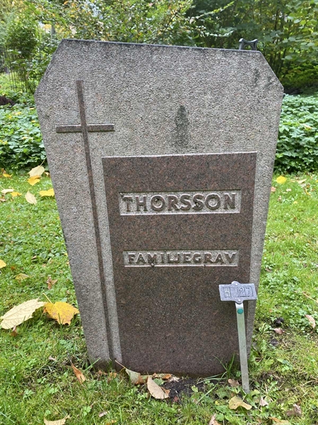 Grave number: 1 H    27