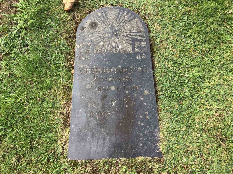 Grave number: 20 E   170-171