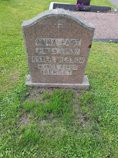 Grave number: 06 60233