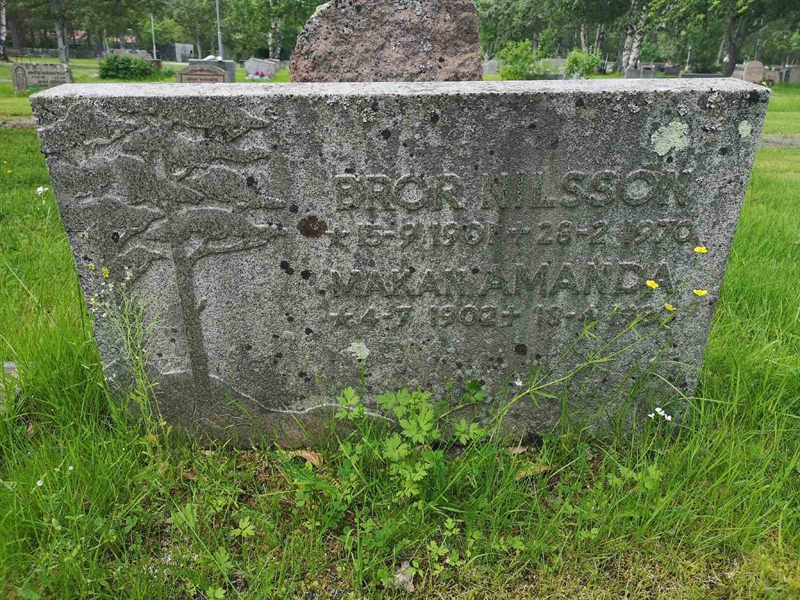 Grave number: NK 04     6