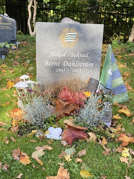 Hautatunnus: 1 H   279