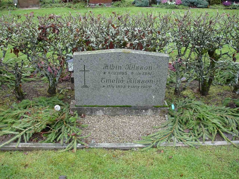 Grave number: HK J   127, 128