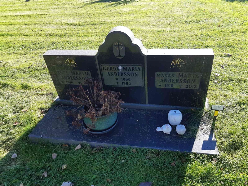 Grave number: Fr 7   441-442