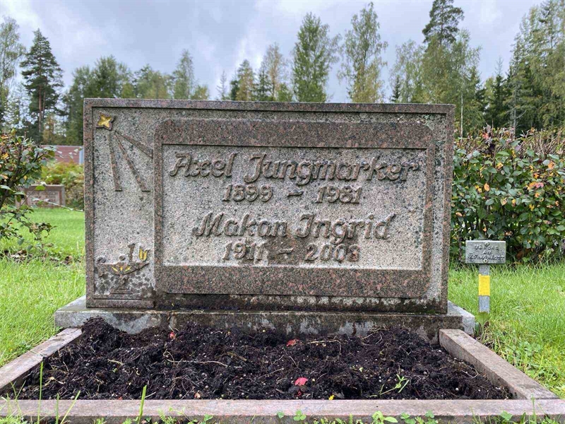 Hautatunnus: 1 21     43, 44