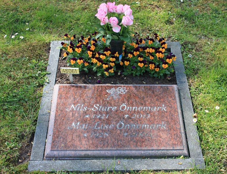 Grave number: Ö 46    61