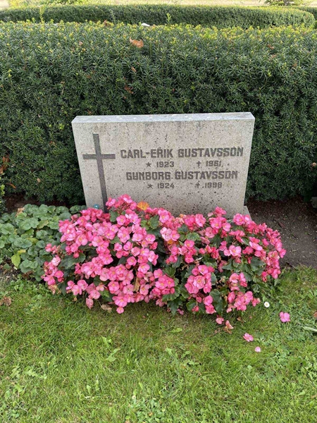 Hautatunnus: Kaga ny     3-4