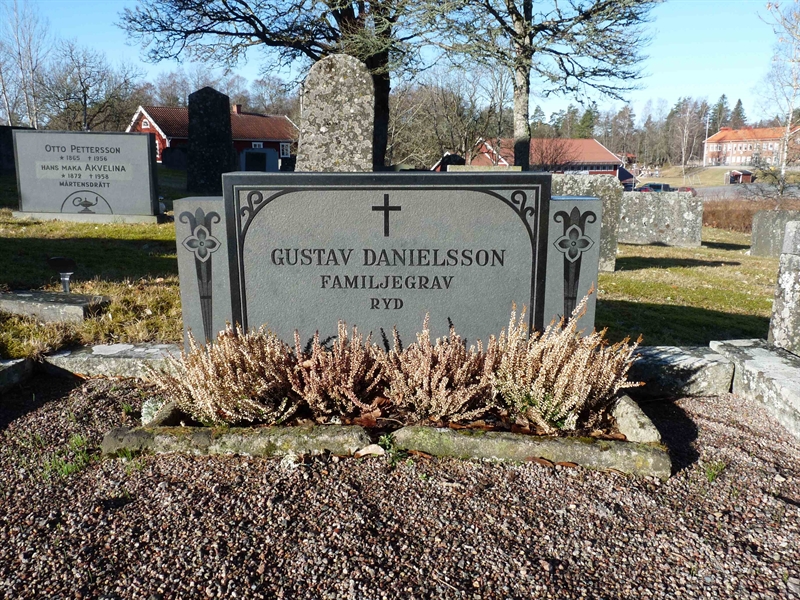 Grave number: JÄ 1  145