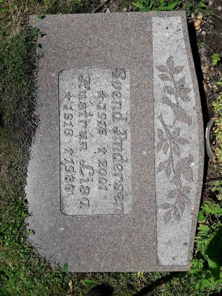 Grave number: BR C   105