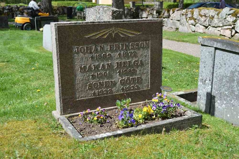 Grave number: JÄ 1   245