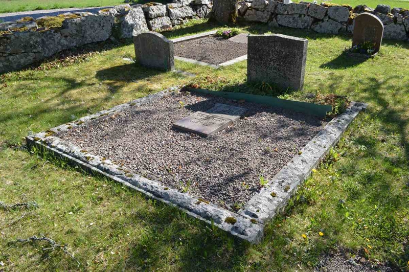 Grave number: ÅL ös    18